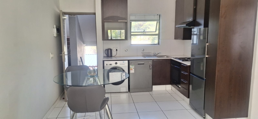 To Let 1 Bedroom Property for Rent in Fourways Gauteng
