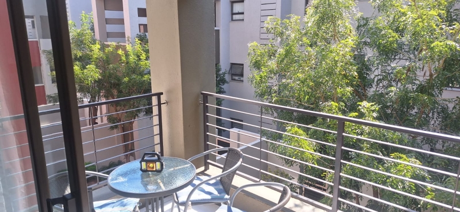 To Let 1 Bedroom Property for Rent in Fourways Gauteng