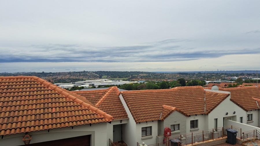 3 Bedroom Property for Sale in Allens Nek Gauteng