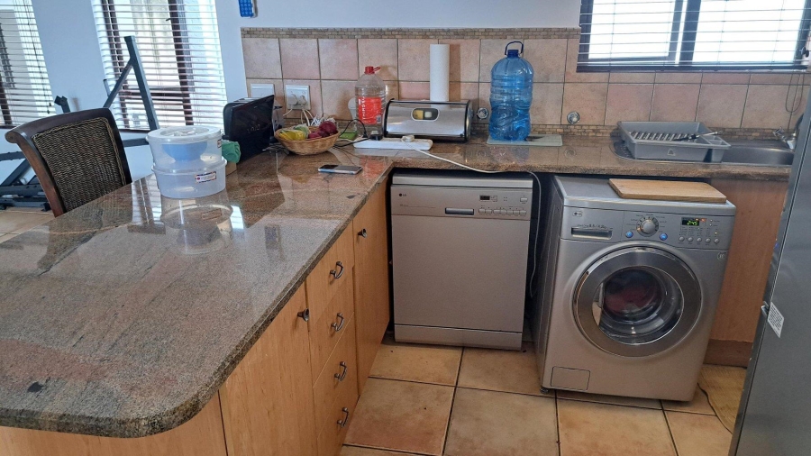 3 Bedroom Property for Sale in Allens Nek Gauteng