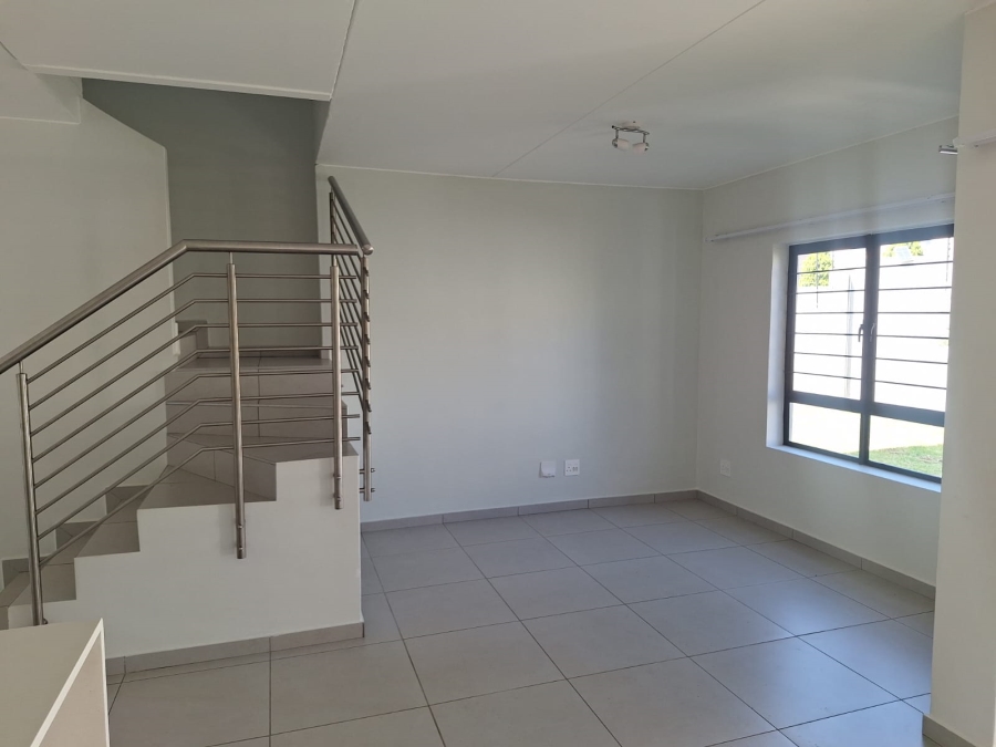 To Let 4 Bedroom Property for Rent in Fourways Gauteng