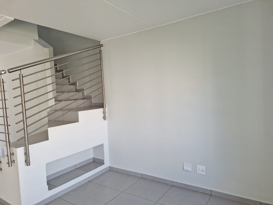 To Let 4 Bedroom Property for Rent in Fourways Gauteng