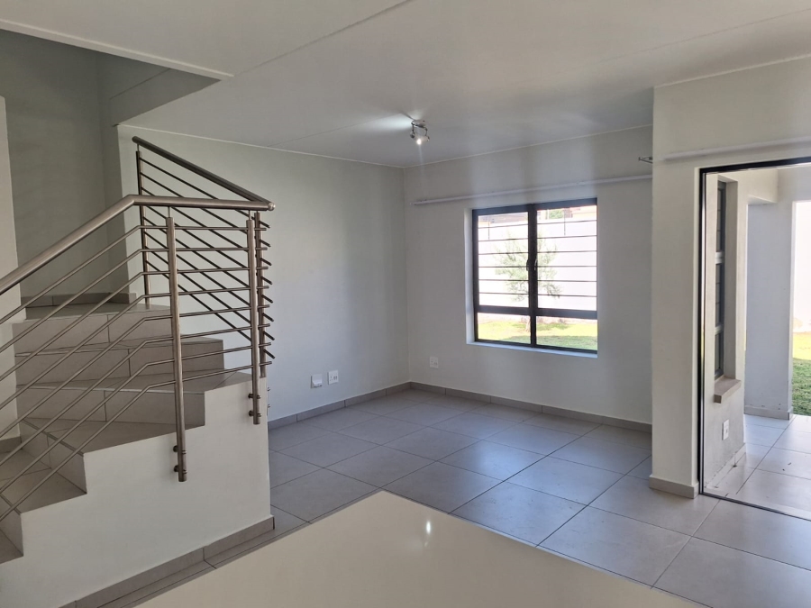 To Let 4 Bedroom Property for Rent in Fourways Gauteng