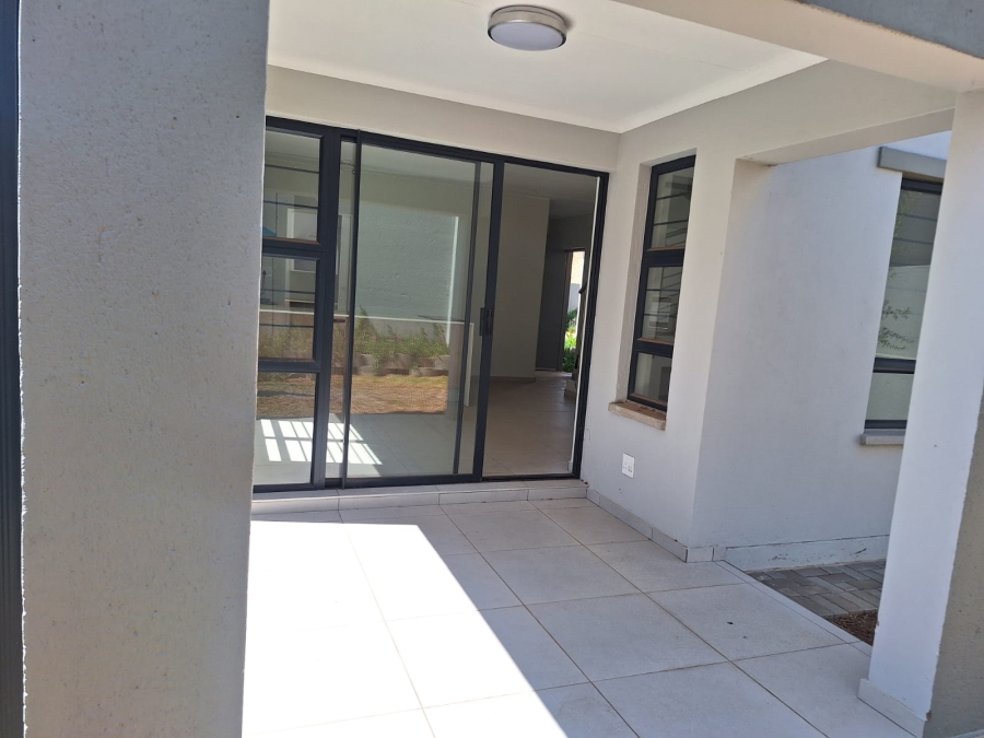 To Let 4 Bedroom Property for Rent in Fourways Gauteng
