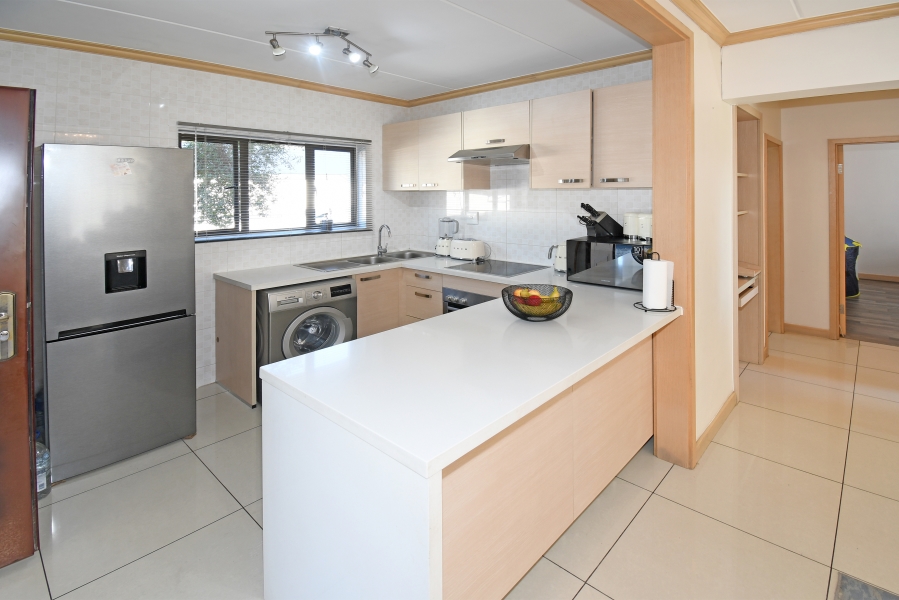 2 Bedroom Property for Sale in Fourways Gauteng