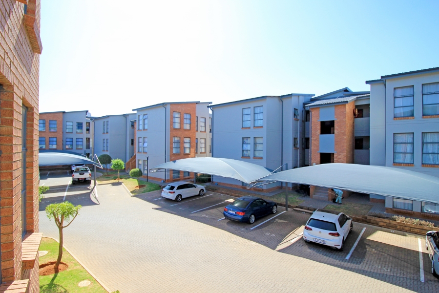 2 Bedroom Property for Sale in Edenvale Central Gauteng
