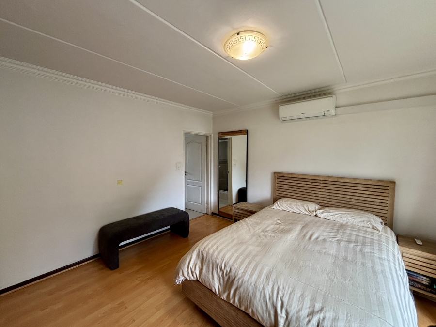 3 Bedroom Property for Sale in Barbeque Downs Gauteng