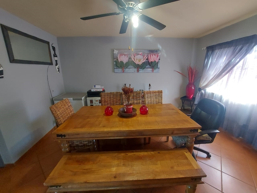 3 Bedroom Property for Sale in Mountain View Gauteng