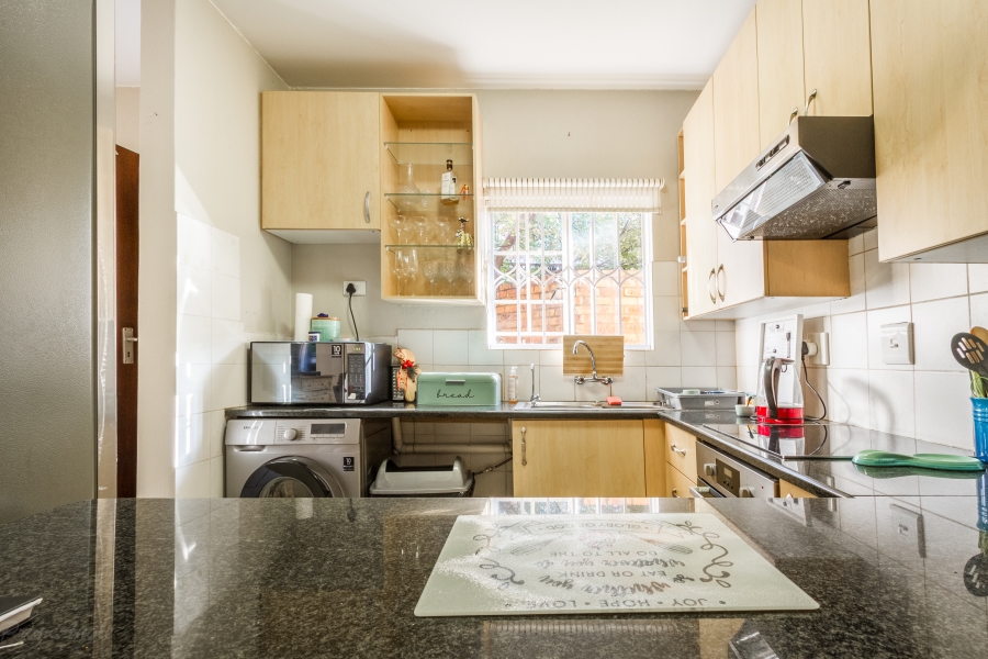 2 Bedroom Property for Sale in Tyger Valley Gauteng