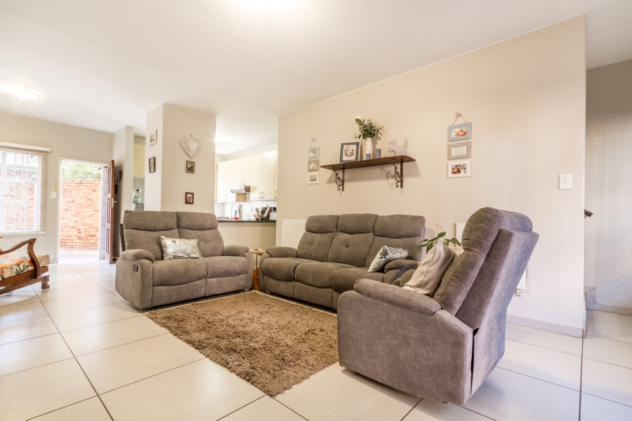 2 Bedroom Property for Sale in Tyger Valley Gauteng
