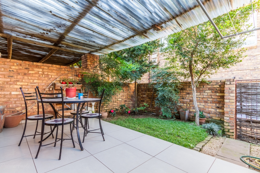 2 Bedroom Property for Sale in Tyger Valley Gauteng