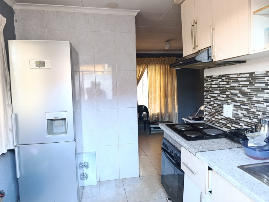 2 Bedroom Property for Sale in Soshanguve XX Gauteng