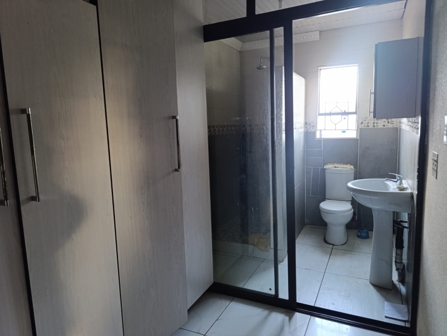 2 Bedroom Property for Sale in Soshanguve XX Gauteng