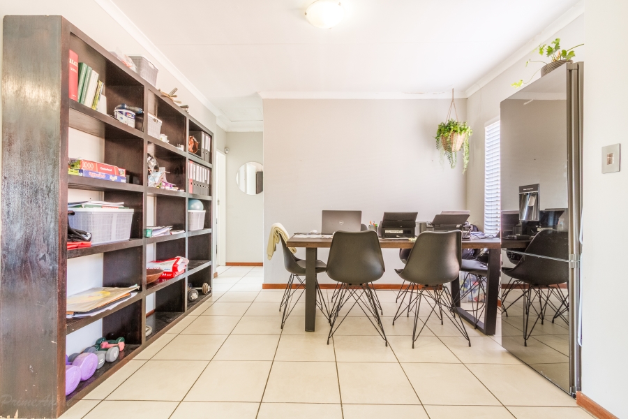 2 Bedroom Property for Sale in Equestria Gauteng