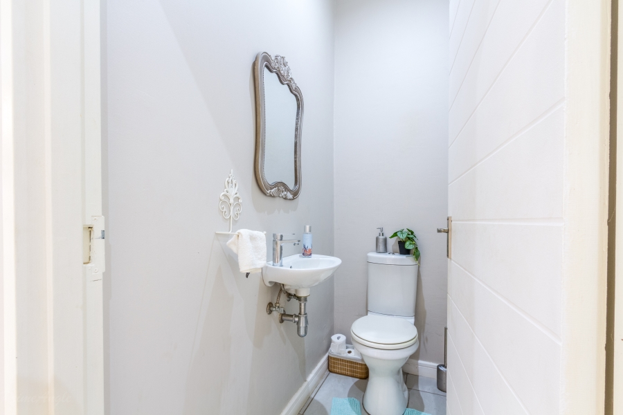 3 Bedroom Property for Sale in Equestria Gauteng