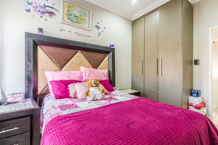 3 Bedroom Property for Sale in Equestria Gauteng