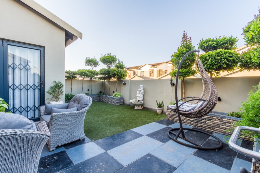 3 Bedroom Property for Sale in Equestria Gauteng