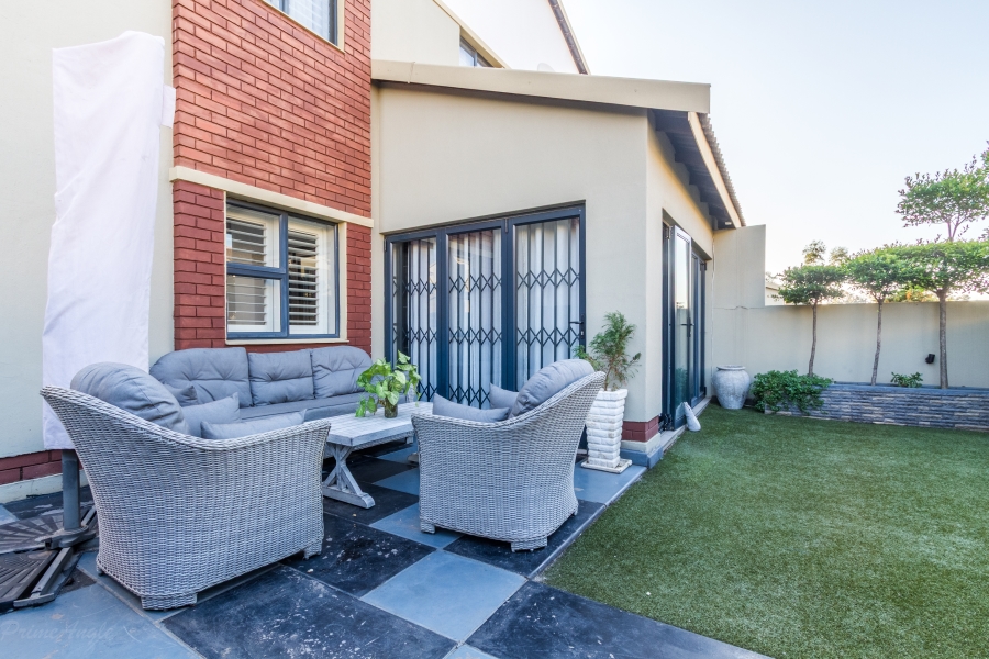 3 Bedroom Property for Sale in Equestria Gauteng