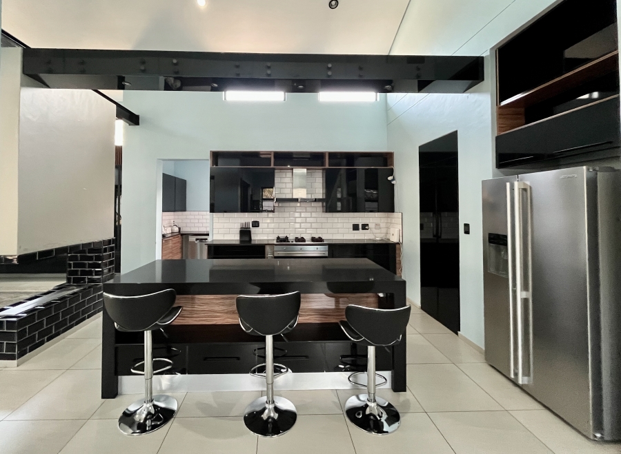 To Let 3 Bedroom Property for Rent in The Meadows Gauteng