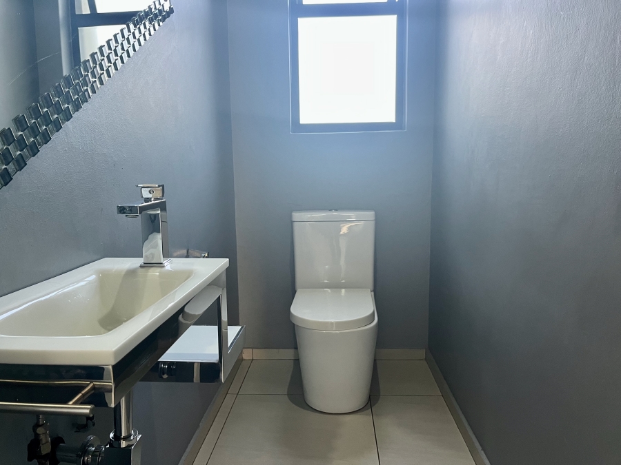 To Let 3 Bedroom Property for Rent in The Meadows Gauteng