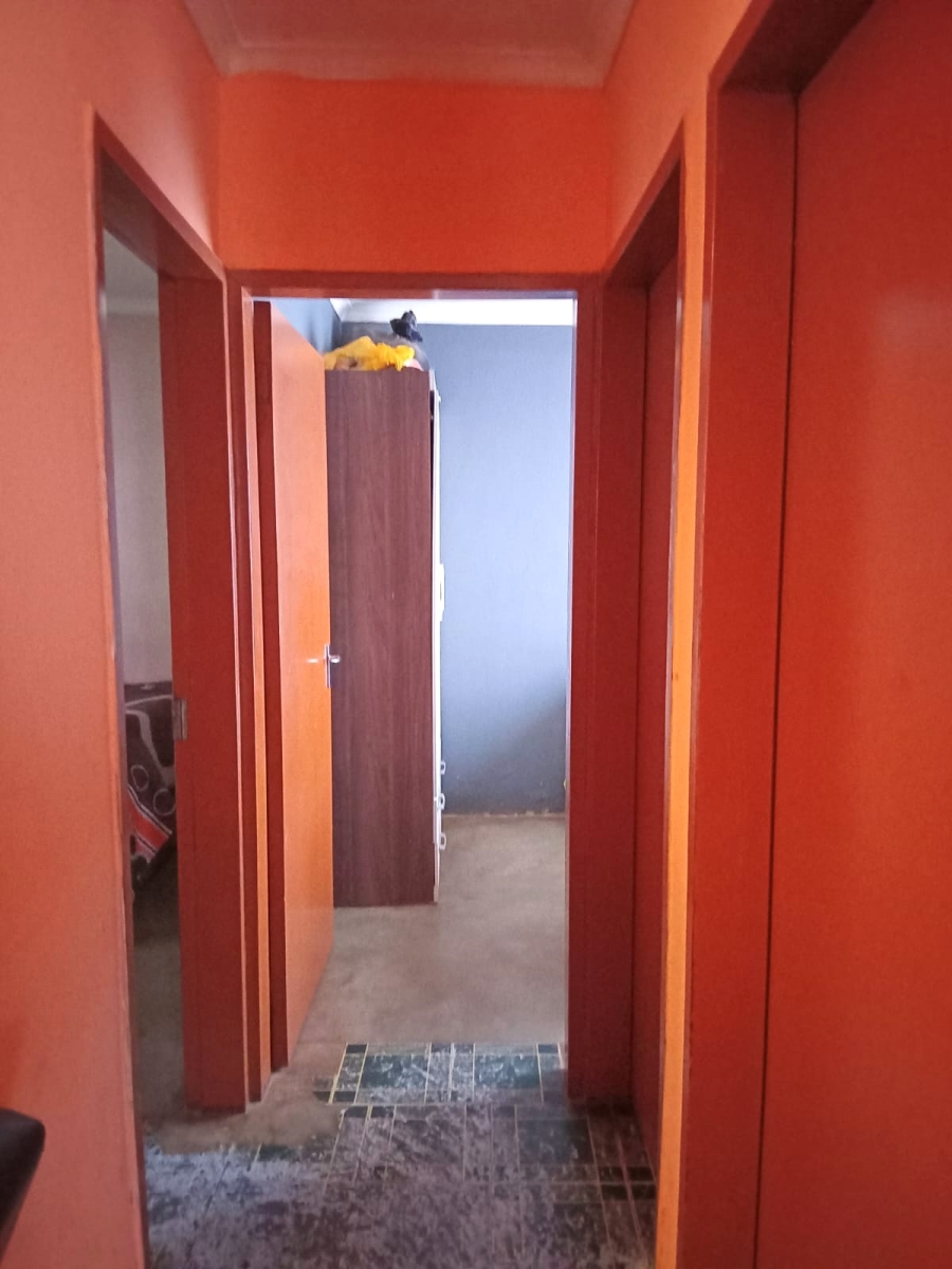 2 Bedroom Property for Sale in Buhle Park Gauteng