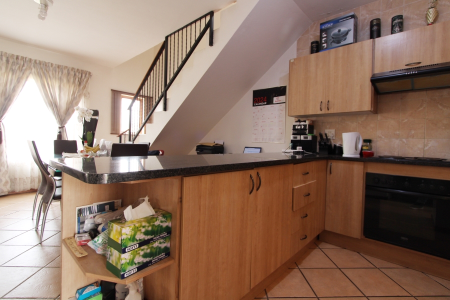 3 Bedroom Property for Sale in Noordwyk Gauteng