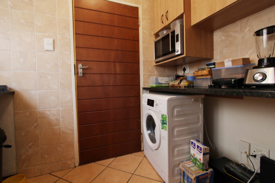 3 Bedroom Property for Sale in Noordwyk Gauteng