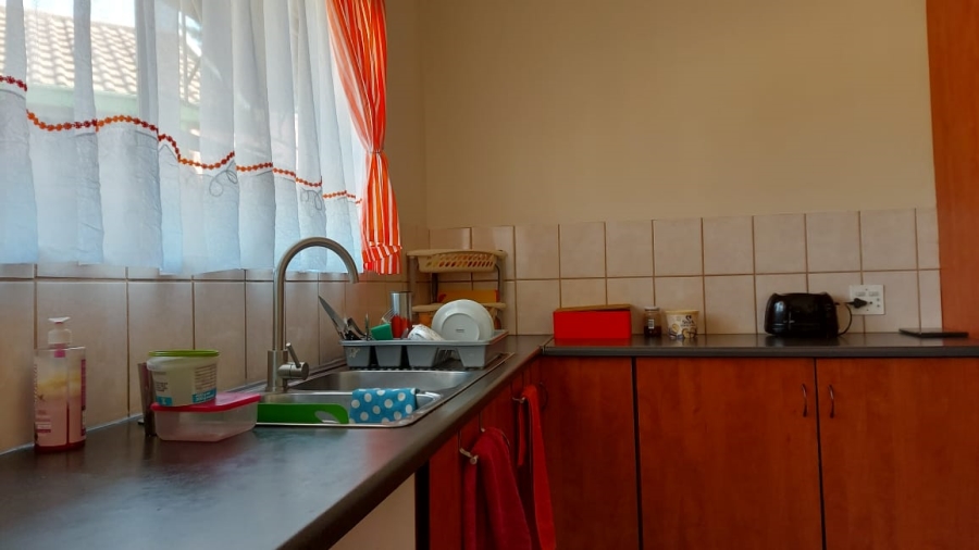 3 Bedroom Property for Sale in Crystal Park Gauteng