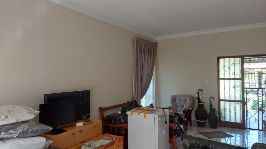 3 Bedroom Property for Sale in Crystal Park Gauteng