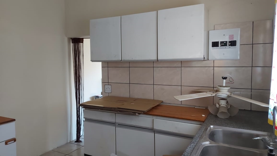3 Bedroom Property for Sale in Crystal Park Gauteng