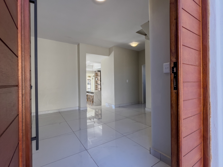 5 Bedroom Property for Sale in Terenure Gauteng