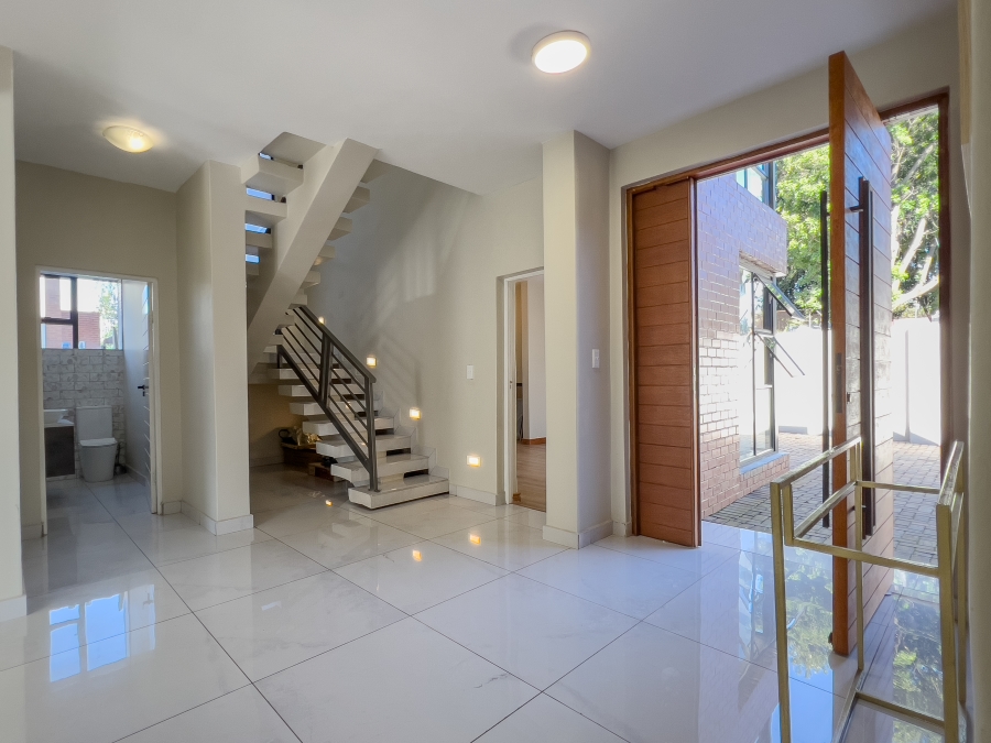 5 Bedroom Property for Sale in Terenure Gauteng