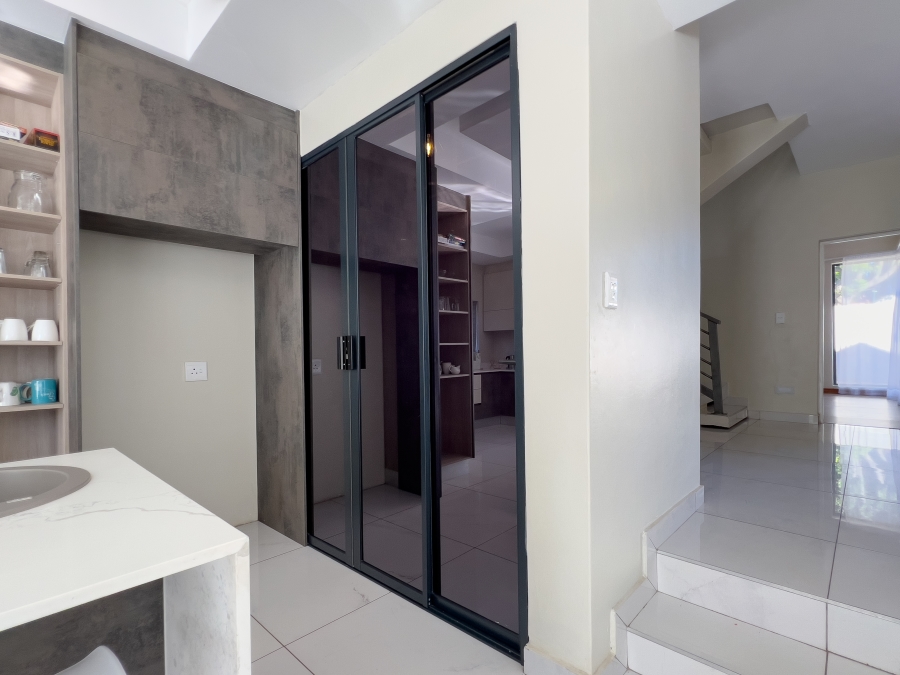 5 Bedroom Property for Sale in Terenure Gauteng