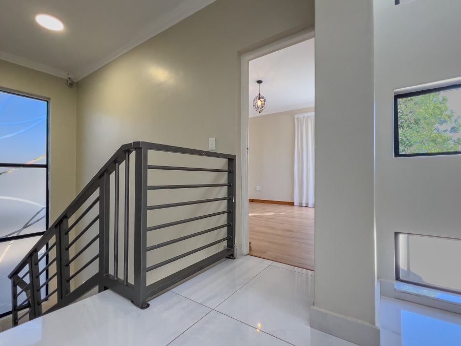5 Bedroom Property for Sale in Terenure Gauteng