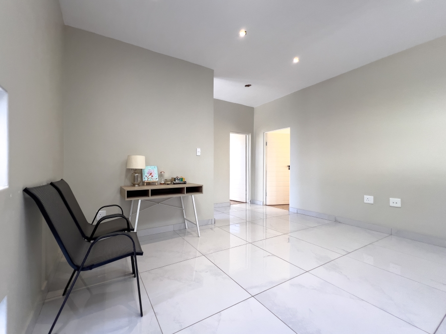 5 Bedroom Property for Sale in Terenure Gauteng