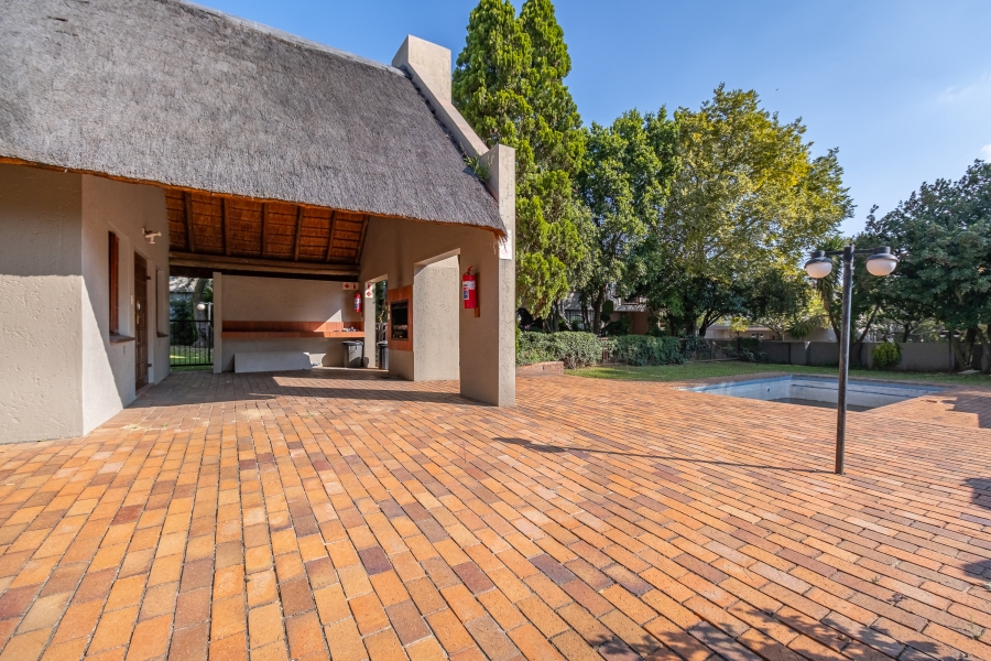 2 Bedroom Property for Sale in Sunninghill Gauteng