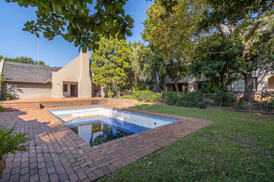 2 Bedroom Property for Sale in Sunninghill Gauteng
