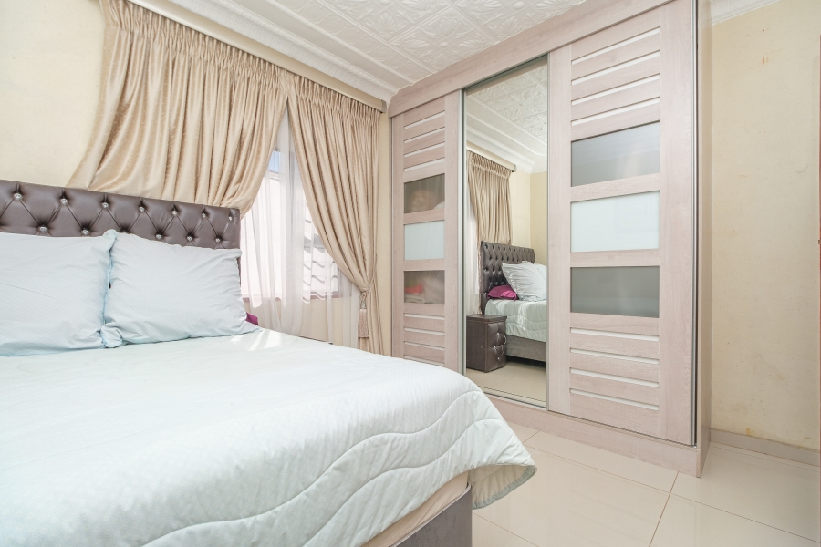 3 Bedroom Property for Sale in Discovery Gauteng