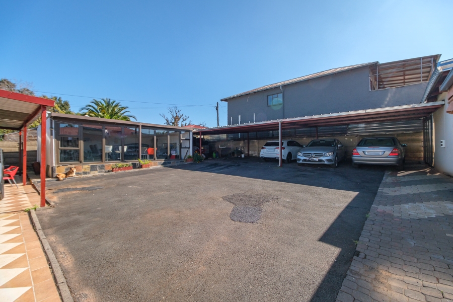 3 Bedroom Property for Sale in Discovery Gauteng