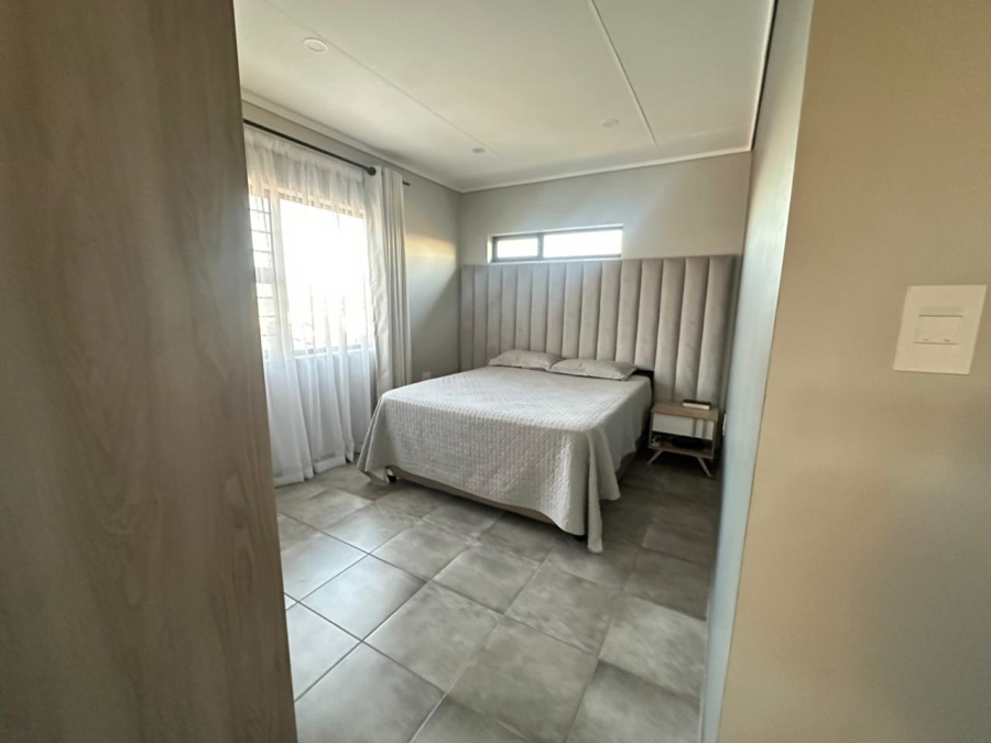 4 Bedroom Property for Sale in Lotus Gardens Gauteng
