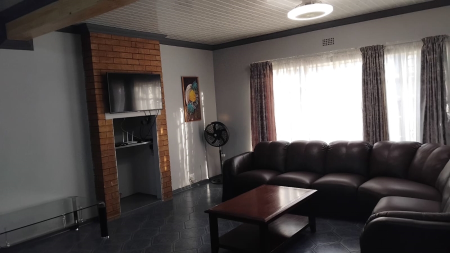 3 Bedroom Property for Sale in Vanderbijlpark SE 2 Gauteng