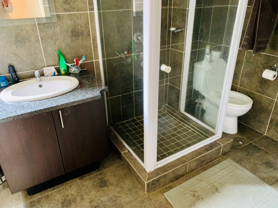 To Let 2 Bedroom Property for Rent in Strathavon Gauteng