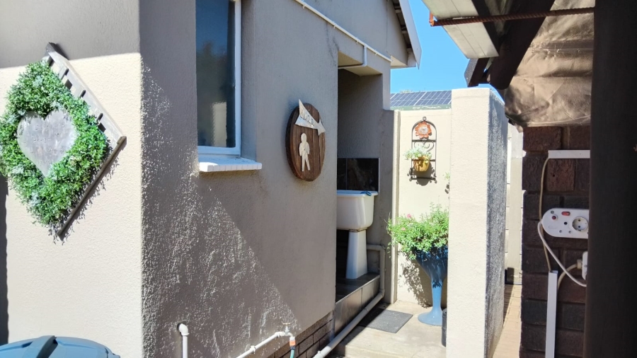 3 Bedroom Property for Sale in Vanderbijlpark SE 2 Gauteng