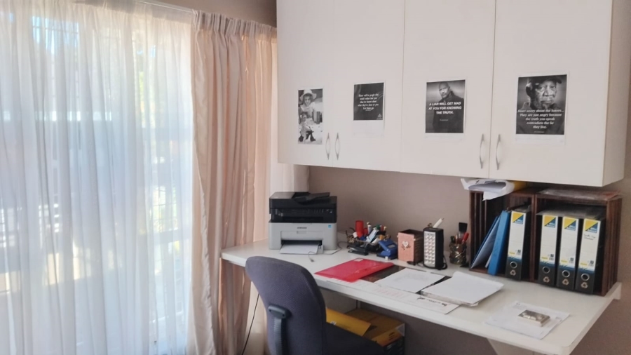 3 Bedroom Property for Sale in Vanderbijlpark SE 2 Gauteng