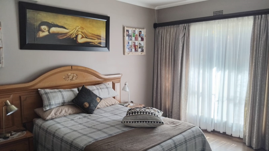 3 Bedroom Property for Sale in Vanderbijlpark SE 2 Gauteng