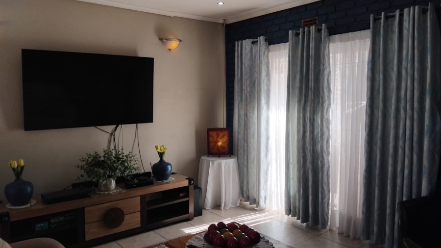 3 Bedroom Property for Sale in Vanderbijlpark SE 2 Gauteng