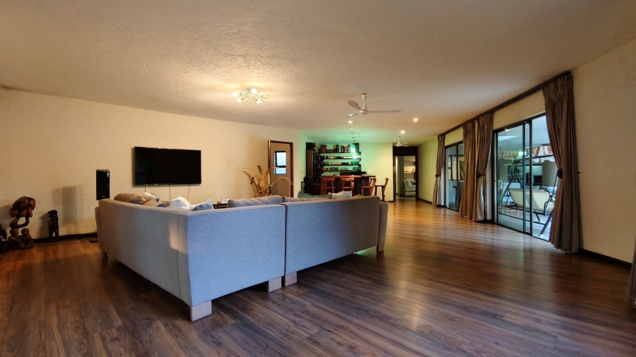 5 Bedroom Property for Sale in Bryanston Gauteng
