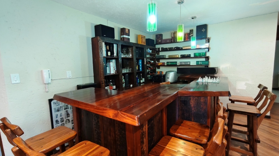 5 Bedroom Property for Sale in Bryanston Gauteng