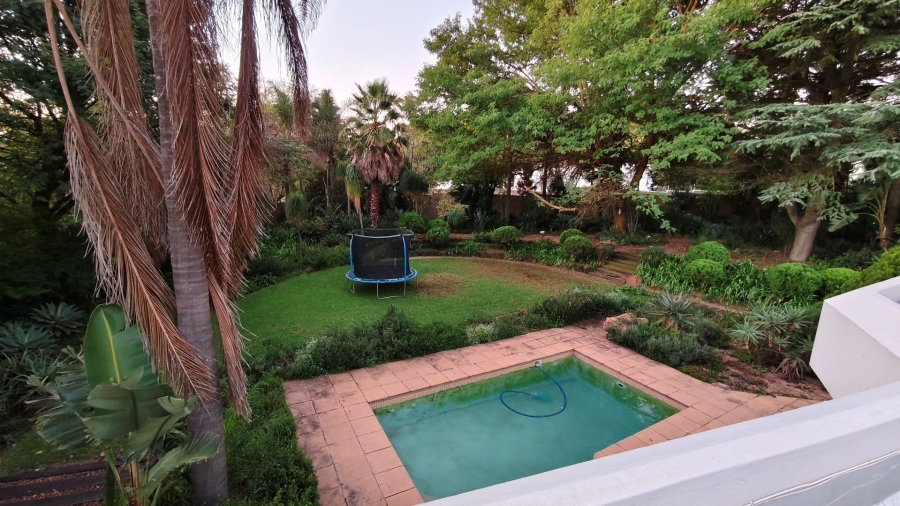 5 Bedroom Property for Sale in Bryanston Gauteng