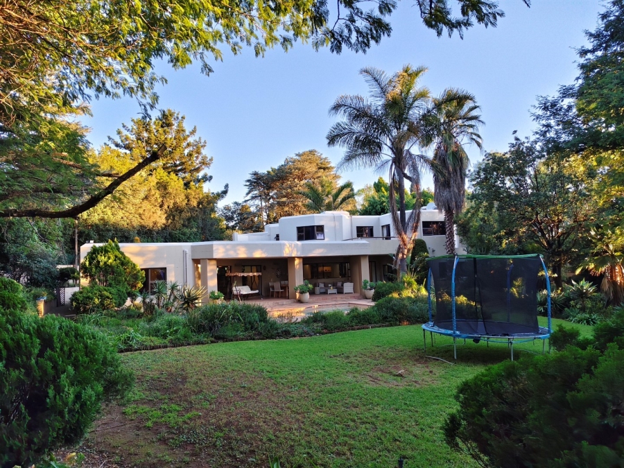 5 Bedroom Property for Sale in Bryanston Gauteng